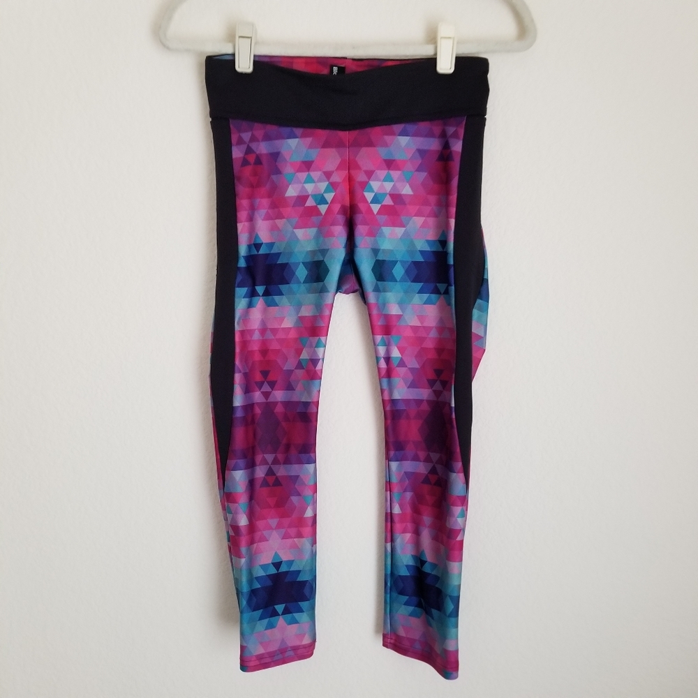 Geo triangle battle pants